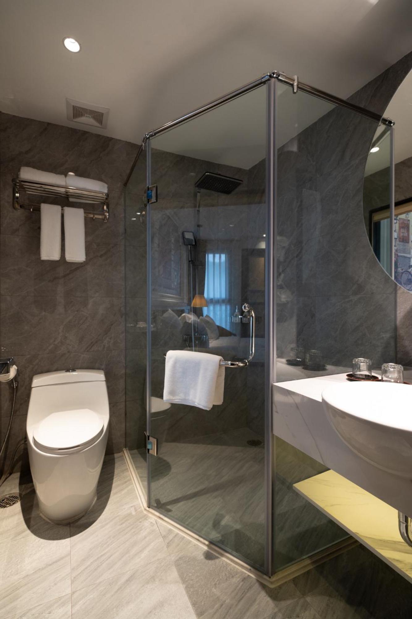 Paradise Suites Truc Bach Lake Hanoi Dış mekan fotoğraf